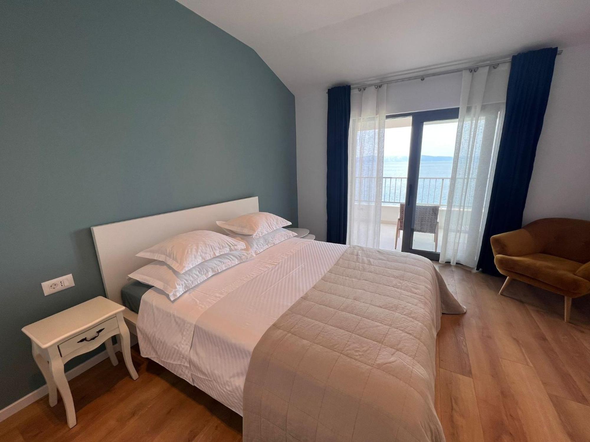 Beachfront Comfort Apartments Sinajko Podgora Zewnętrze zdjęcie