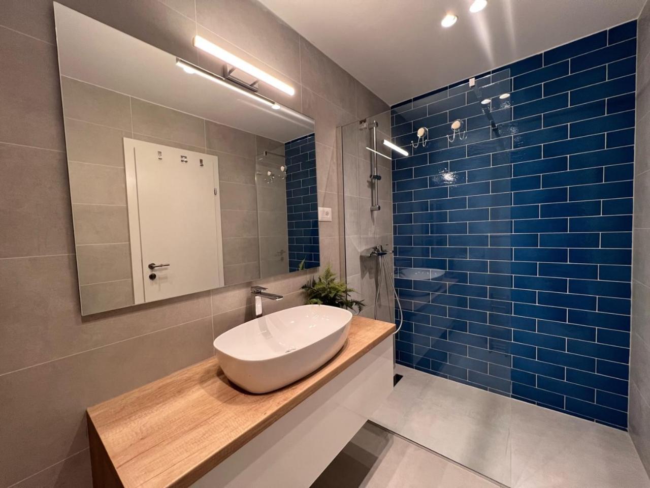 Beachfront Comfort Apartments Sinajko Podgora Zewnętrze zdjęcie