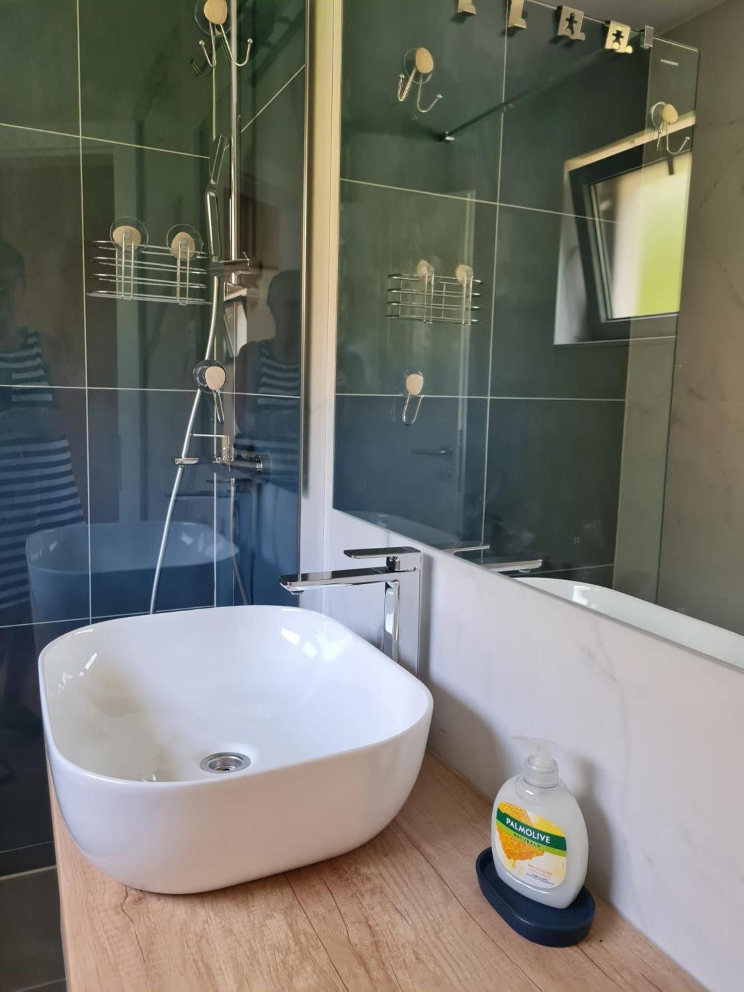 Beachfront Comfort Apartments Sinajko Podgora Pokój zdjęcie